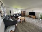 Reetgedecktes Bauernhaus mit Boddenblick - Wohnzimmer
