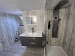 Reetgedecktes Bauernhaus mit Boddenblick - Badezimmer