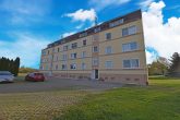 Schöne Drei-Raumwohnung mit Keller und PKW- Stellplatz - Hausansicht