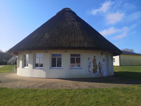 Außergewöhnliches Ferienhaus mit Boddenblick im Norden der Insel Rügen, 18556 Breege, Einfamilienhaus