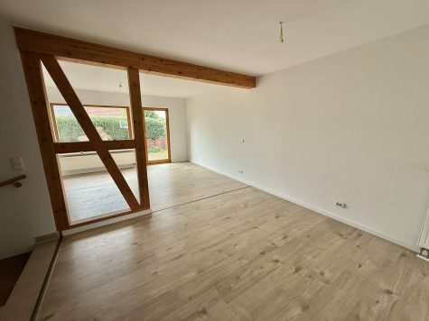 Schönes Reihenendhaus mit Garten und Garage, 04509 Wiedemar OT Wiesenena, Reihenendhaus