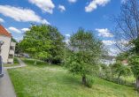 ***ca.4% Rendite***Charmante 3-Zimmer-Wohnung mit Balkon und KFZ Stellplatz*** - Grünflächen
