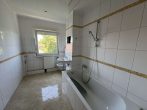 Sofort bezugsfreie!! Gut geschnittene Dreiraumwohnung in Rackwitz - Badezimmer