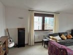 schöne bezugsfreie 3 Zimmer ETW in exponierter Lage - Wohnzimmer