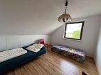 Landwirtschaftlicher Betrieb sucht neuen Inhaber - Kinderzimmer