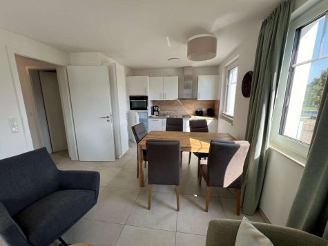 * Ferienappartement in Strandnähe *, 18586 Lobbe, Erdgeschosswohnung