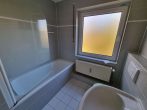 Schöne Drei-Raumwohnung mit Balkon in Schkeuditz OT Radefeld - Badezimmer