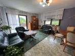EFH mit ehemaliger Zahnarztpraxis sucht neuen Besitzer in Ermlitz - Wohnzimmer