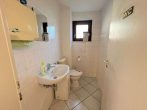 EFH mit ehemaliger Zahnarztpraxis sucht neuen Besitzer in Ermlitz - Patienten- WC