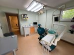 EFH mit ehemaliger Zahnarztpraxis sucht neuen Besitzer in Ermlitz - Zahnarztraxis Behandlungsraum