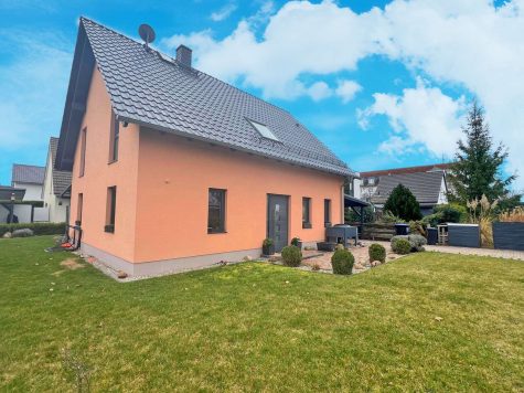 Neuwertiges EFH in Leipzig-Wiederitzsch, 04158 Leipzig, Einfamilienhaus