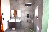 Attraktive Vier-Raum Wohnung in Leipzig - Gohlis mit Garten!! - Badezimmer