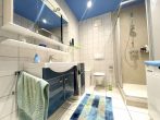 Einzigartiger Hof mit zwei Wohnhäusern, einer Scheune und Garten - Badezimmer Haus A