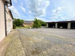 Einzigartiger Hof mit zwei Wohnhäusern, einer Scheune und Garten - Hof 3