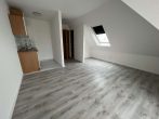 Einraumappartement mit Einbauküche+ Personenaufzug!! - Wohnzimmer