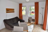 Ferienwohnung Lobbe auf Rügen – 50 m zum Sandstrand, voll möbliert & erfolgreich vermietet - Wohnzimmer