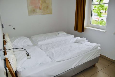 Ferienwohnung Lobbe auf Rügen – 50 m zum Sandstrand, voll möbliert & erfolgreich vermietet, 18585 Lobbe, Erdgeschosswohnung
