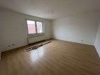 Schöne Drei-Raumwohnung mit Garten und PKW- Stellplatz - Schlafzimmer