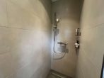 Neuwertiger Bungalow mit großer Doppelgarage + EBK - Gäste-WC