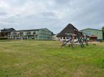 Außergewöhnliches Ferienhaus mit Boddenblick im Norden der Insel Rügen - Gelände