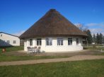 Außergewöhnliches Ferienhaus mit Boddenblick im Norden der Insel Rügen - Hausansicht