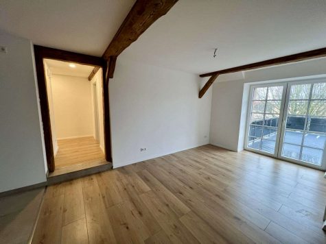 Attraktive 3- Raum-Wohung! Erstbezug + Sofort bezugsfertig!+ 2 PKW- Stellplätze, 04435 Schkeuditz OT Glesien, Dachgeschosswohnung