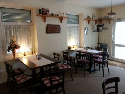 Sie wollen eine Gastronomie eröffnen und gleichzeitig drin Wohnen?, 04519 Rackwitz OT Zschortau, Haus